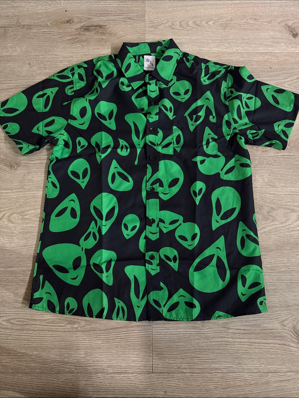 IHeartRaves Alien Print Short-Sleeve Shirt - Men's Casual Button-Up
